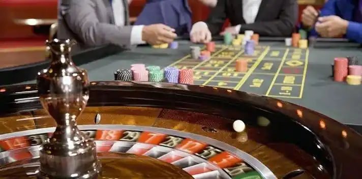 melebet မြန်မာ ငွေပေးချေမှု Wave Money KBZPay AYA Pay ငွေသွင်းပြီးနောက် Sportsbook ဘောလုံး Bet ချနေသော မြင်ကွင်း