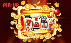 melebet Mobile APP ဖြင့် စလော့ ကစားနေသော မြန်မာ ကစားသမားများ ဖုန်းပေါ်တွင် Spin လှည့်နေသောမြင်ကွင်း